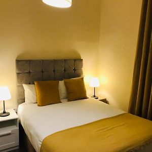 Kamer met een King Size Bed
